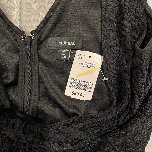 Le Chateau Lace V Neck Cocktail Dress - Picture 5 of 5